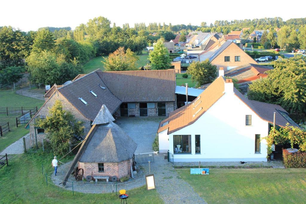 Villa De Rosmolen à Ertvelde Extérieur photo